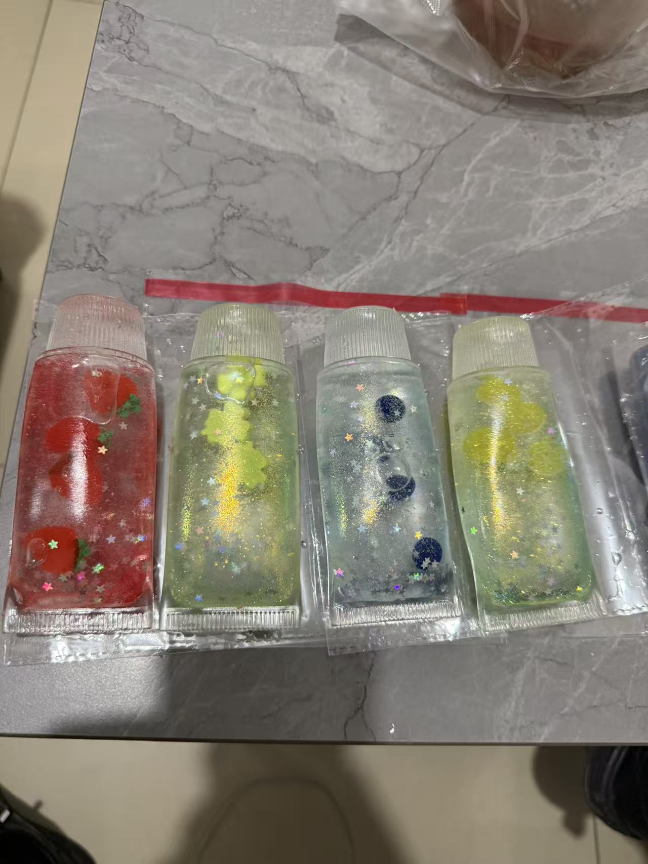Glitter Jelly Toothpaste Tube Squishy Toy Mini Clear Tube Squeeze Fidget Toy with Star Sequins Fruit Ornaments-CNLCA