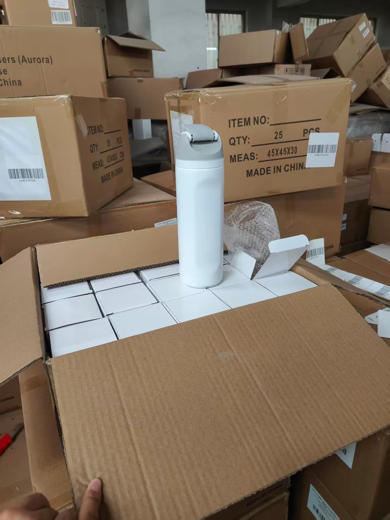 25Pack 24oz Owala Style Powder Coated Rainbow Plated Underneath Stainless Steel Tumbler Water Bottle for Laser-CNLCA