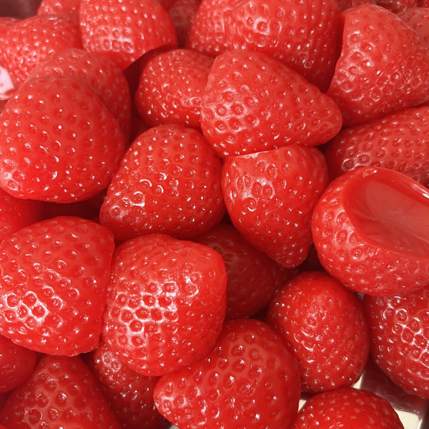Realistic Simulation Strawberry Squishy Toy Slow Rising Stress Relief Squeeze Toy for Kids Adults-CNLCA