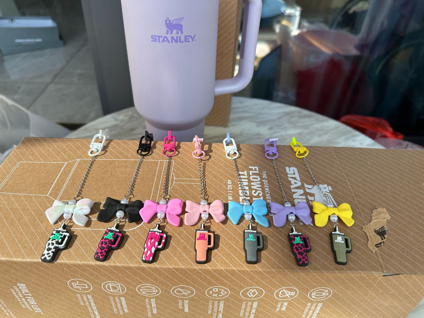 Pretty Stanley Style Baking Varnish Tumbler Straw Bow Pendant for Tumbler-CNLCA