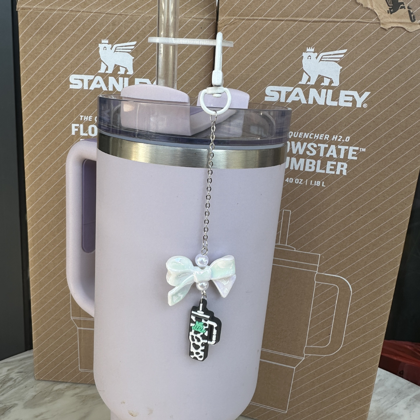 Pretty Stanley Style Baking Varnish Tumbler Straw Bow Pendant for Tumbler-CNLCA