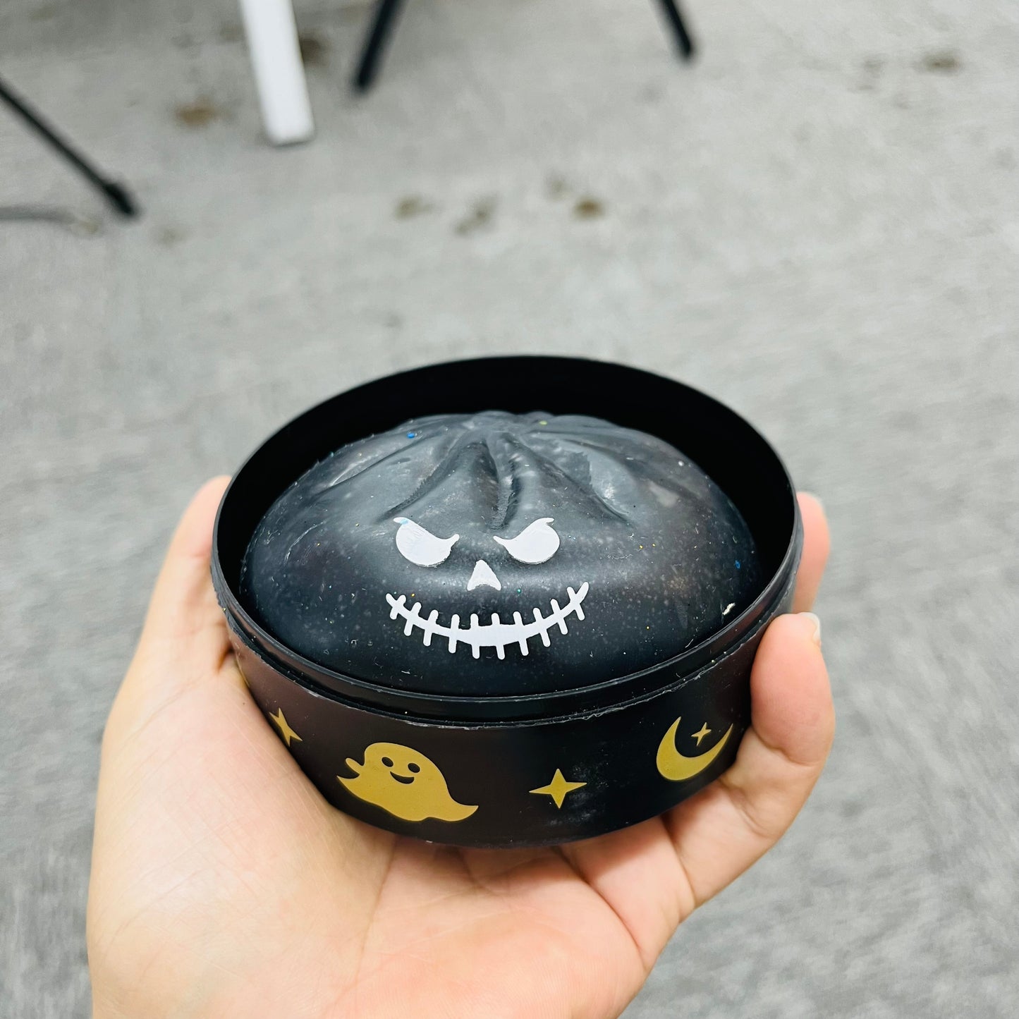 Halloween Glitter Spooky Squishy Glow In The Dark Maltose Filled Slow Rising Glitter Dumpling Squishy Jack-o'-lantern Ghost Skull Bloodshot Single Eyeball Squeeze Toy with Steamer Basket-CNLCA