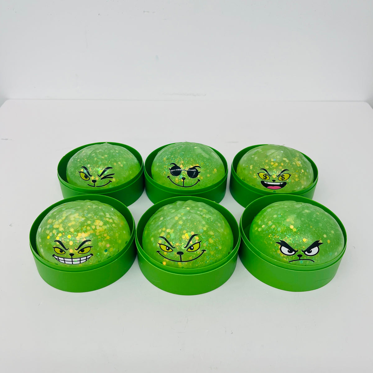 8.5cm Xmas Glow in dark Grinch Bun Squishy Glowing Grinch Dumpling Squeeze Fidget Toys for Christmas-CNLCA