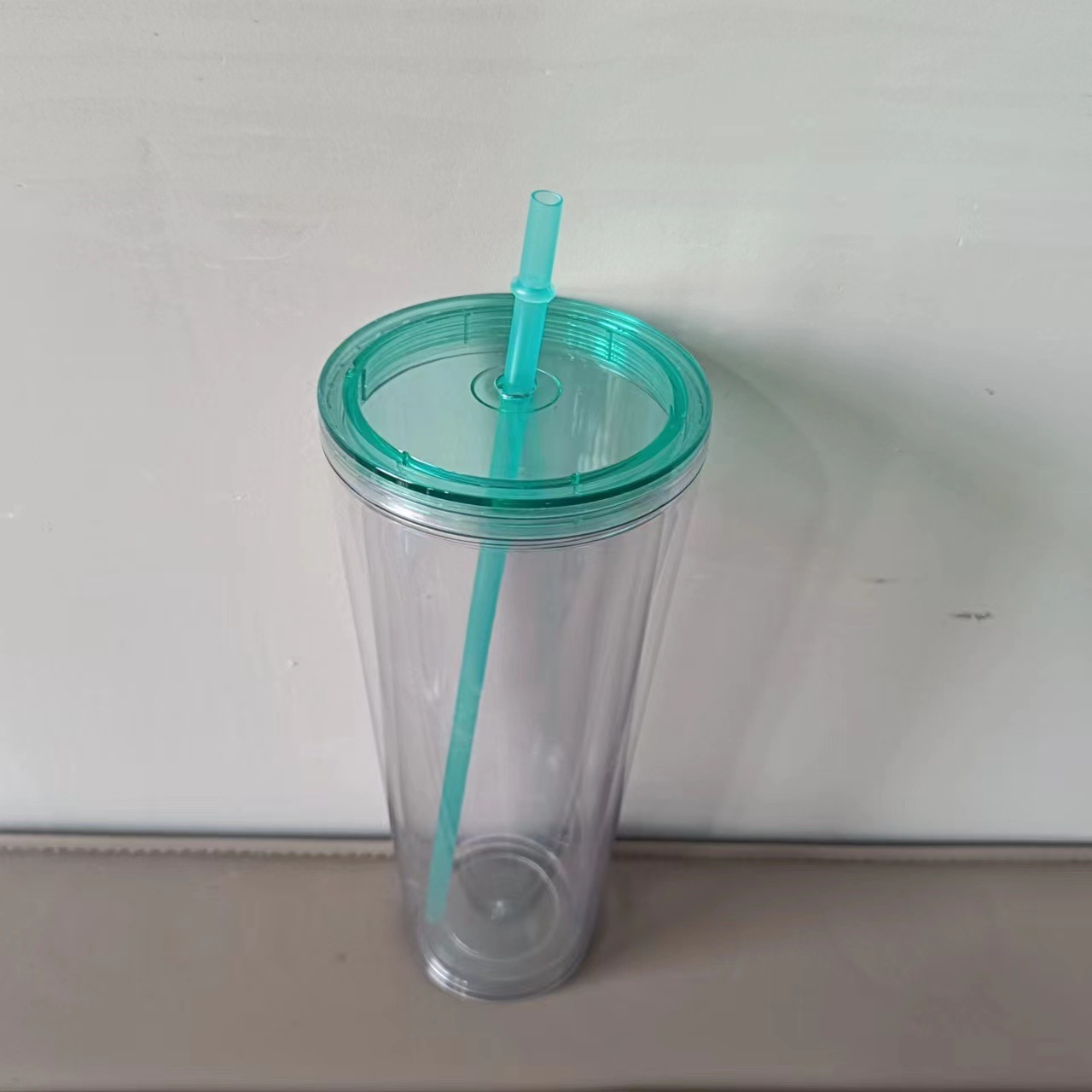 24oz Double Wall Snow Globe Tapered Plastic Cup Tumbler with Pre-drilled Hole and Plug Color Lid-CNLCA