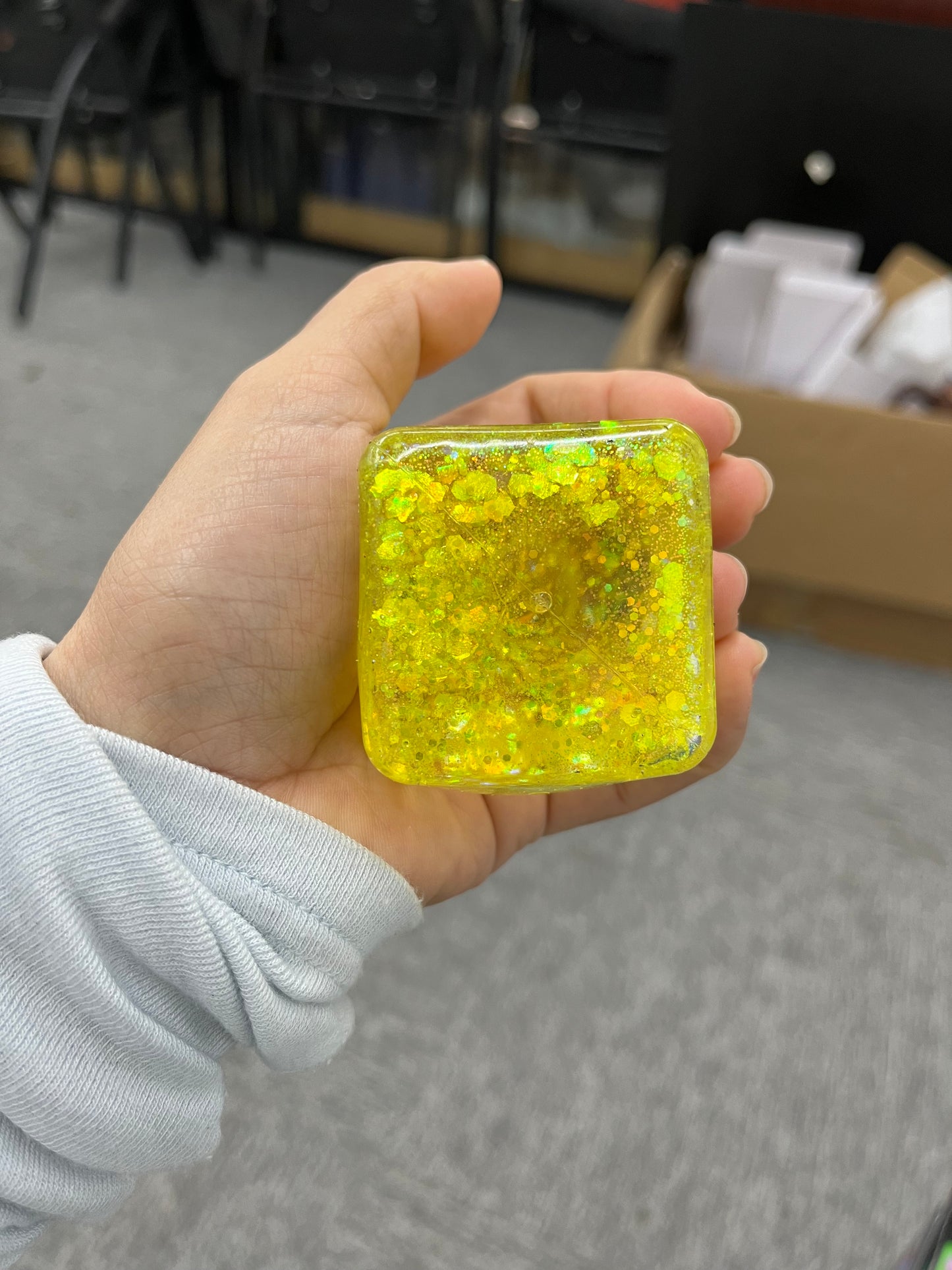 5cm Sparkly Glitter Ice Cube Squishy Toy Slow Rising Solid Squish Cube Squeeze Fidget Toys Stress Relief Sensory Hand Toy Gifts for Anxiety ADHD-CNLCA