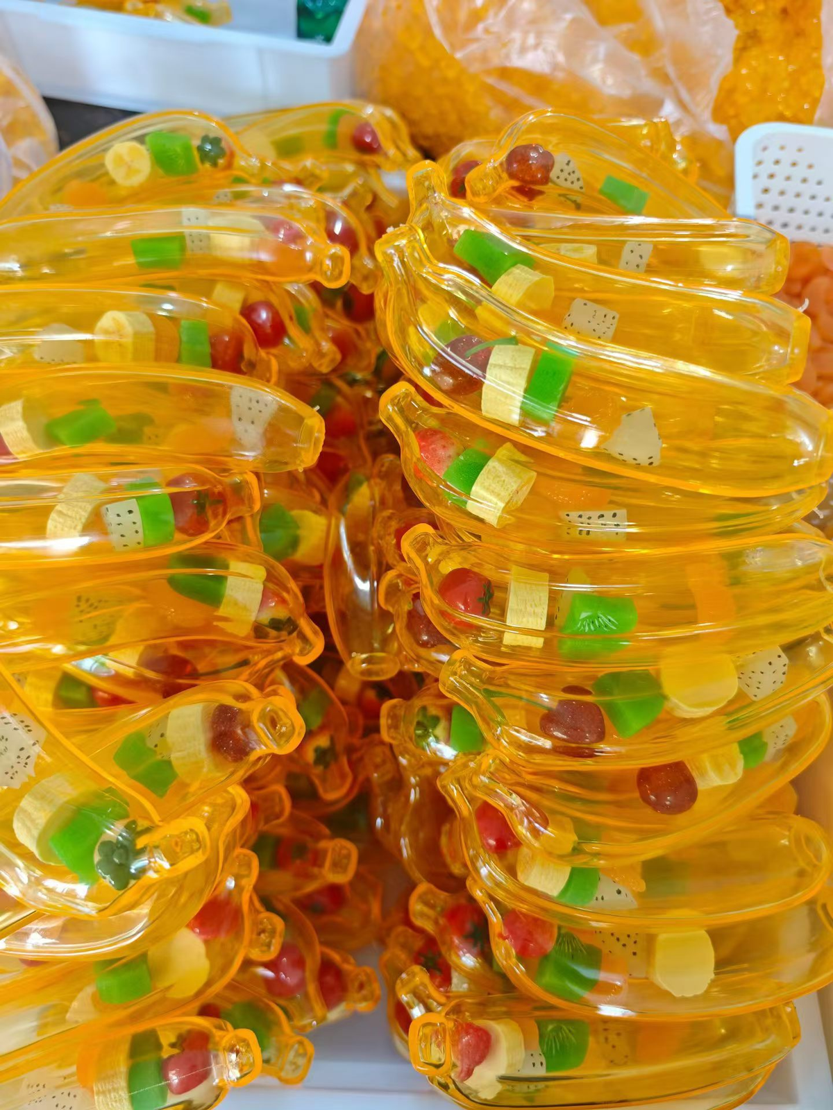 72Pack Jumbo Banana Vaseline Filled No Rebound Banana Fruit Squishy Toy Squeeze Toys-CNLCA